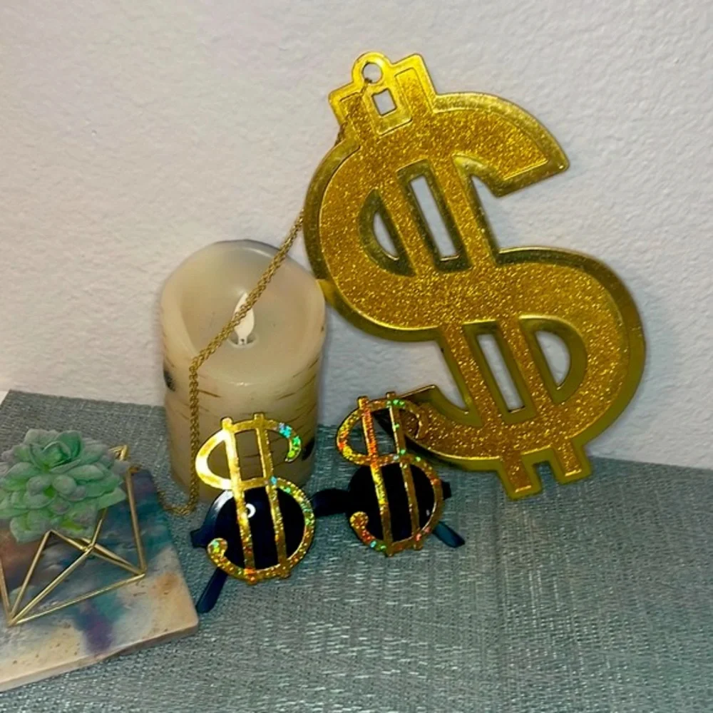 #77 Dollar Sign Sunglasses and Fake Gold Chain 💵
